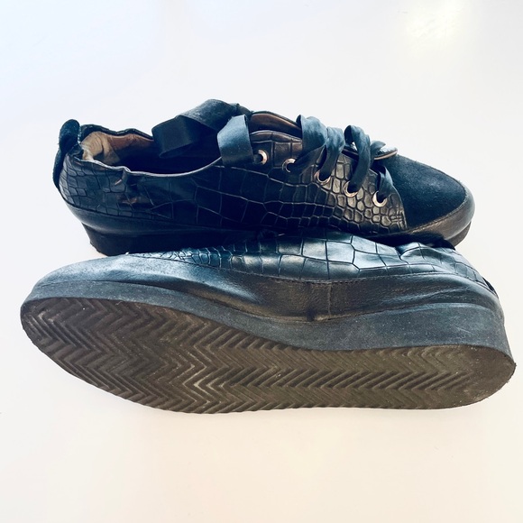 Ron White Black Leather Sneakers with Ultralight Wedge Outsole - EU 37 (US 6.5) - Picture 8 of 12